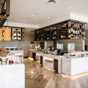 Holiday Inn & Suites Jakarta Gajah Mada By Ihg
